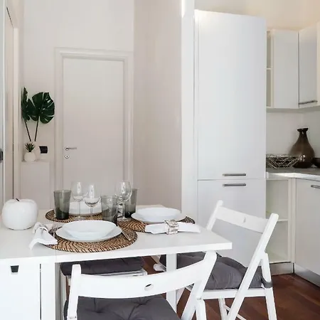 Apartment Large In Center *